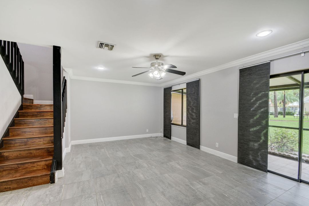 待售: $369,900 (2 贝兹, 2 浴室, 1632 平方英尺)