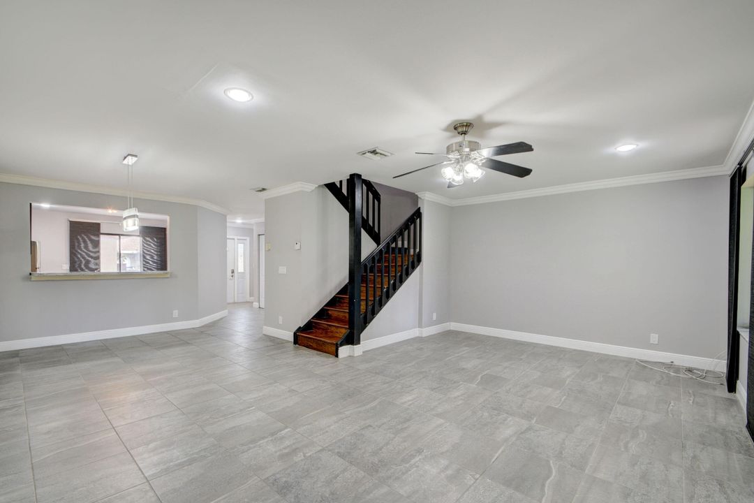 待售: $369,900 (2 贝兹, 2 浴室, 1632 平方英尺)