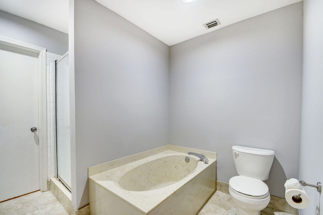 待售: $369,900 (2 贝兹, 2 浴室, 1632 平方英尺)