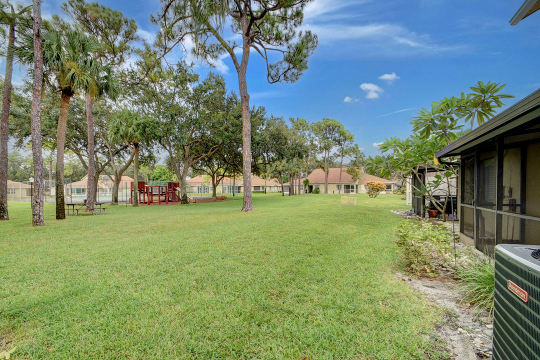 待售: $369,900 (2 贝兹, 2 浴室, 1632 平方英尺)