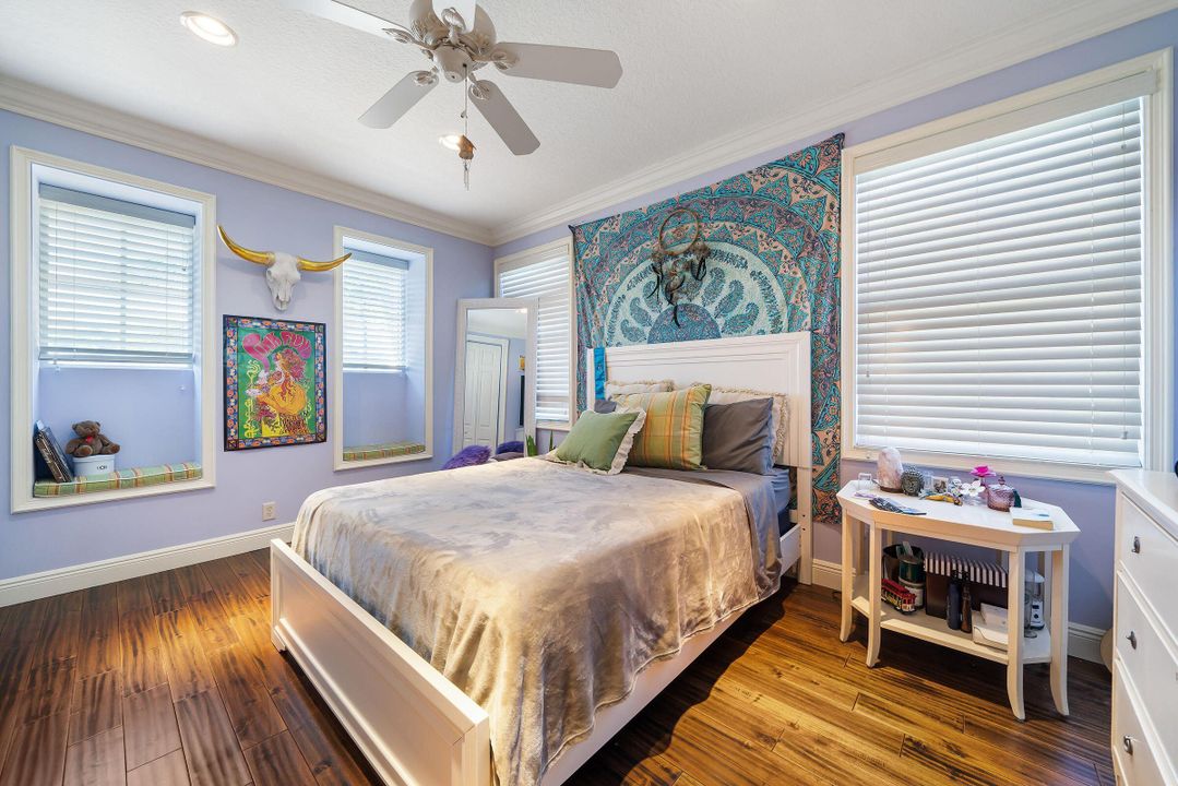 待售: $1,390,000 (5 贝兹, 4 浴室, 4074 平方英尺)