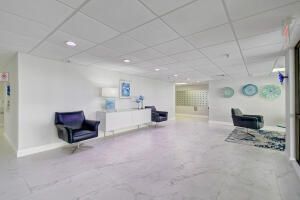 For Rent: $6,500 (2 beds, 2 baths, 1050 Square Feet)