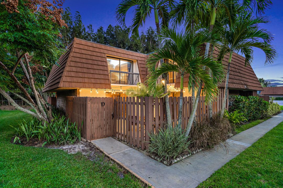 出租: $3,400 (2 贝兹, 2 浴室, 1470 平方英尺)