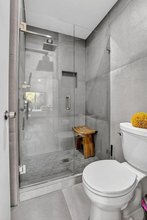 En Venta: $266,800 (2 camas, 2 baños, 1100 Pies cuadrados)