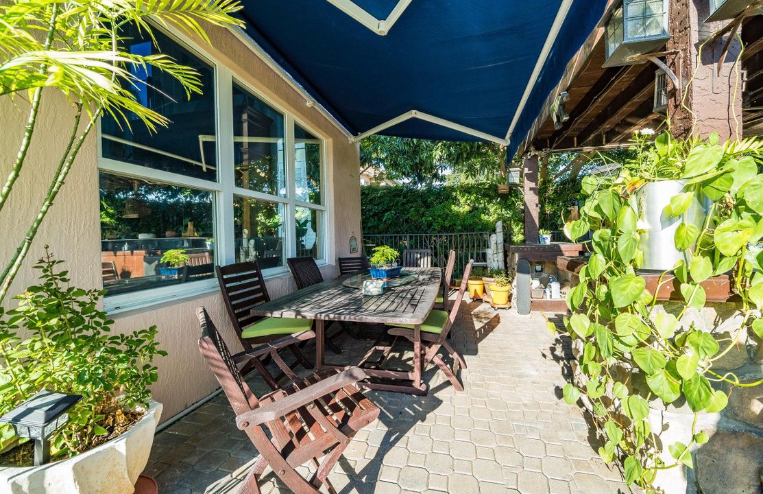 待售: $1,390,000 (5 贝兹, 4 浴室, 4074 平方英尺)