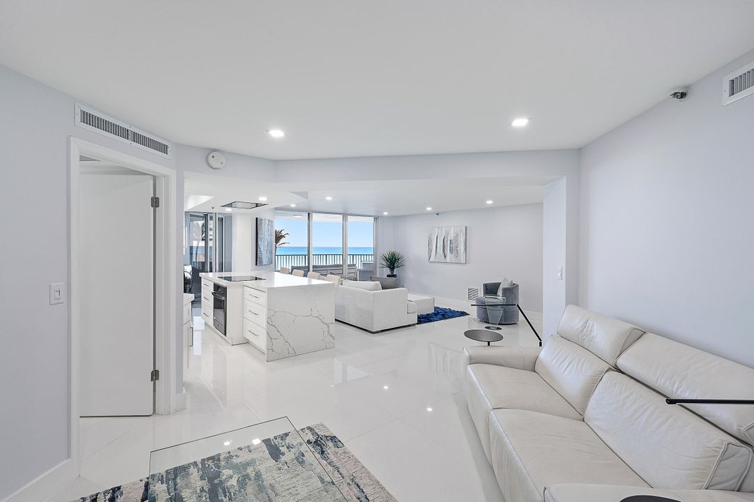 For Sale: $1,050,000 (2 beds, 2 baths, 1604 Square Feet)