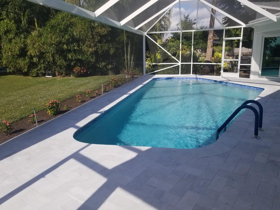 For Sale: $1,750,000 (6 beds, 4 baths, 3611 Square Feet)