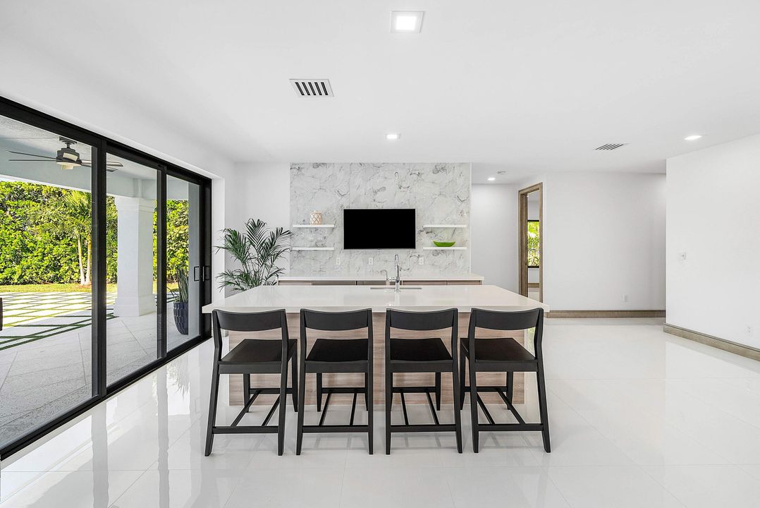 На продажу: $6,500,000 (4 спален, 4 ванн, 3538 Квадратных фут)