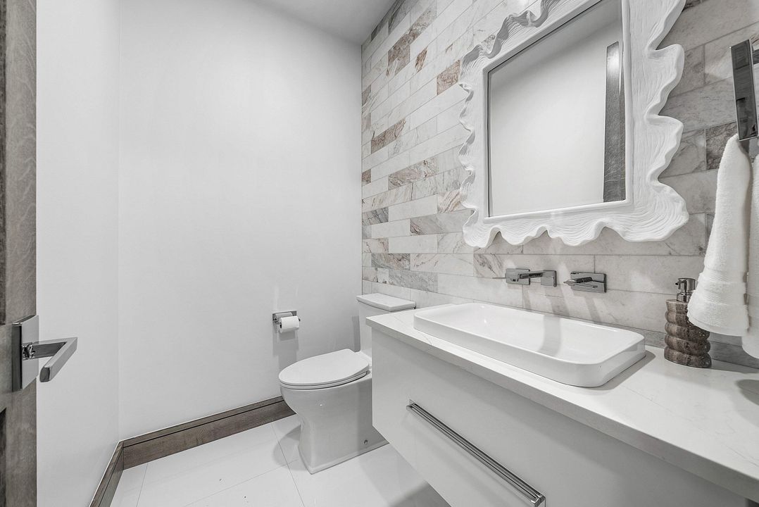 На продажу: $6,500,000 (4 спален, 4 ванн, 3538 Квадратных фут)