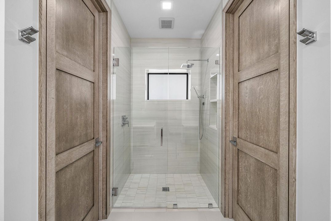 На продажу: $6,500,000 (4 спален, 4 ванн, 3538 Квадратных фут)