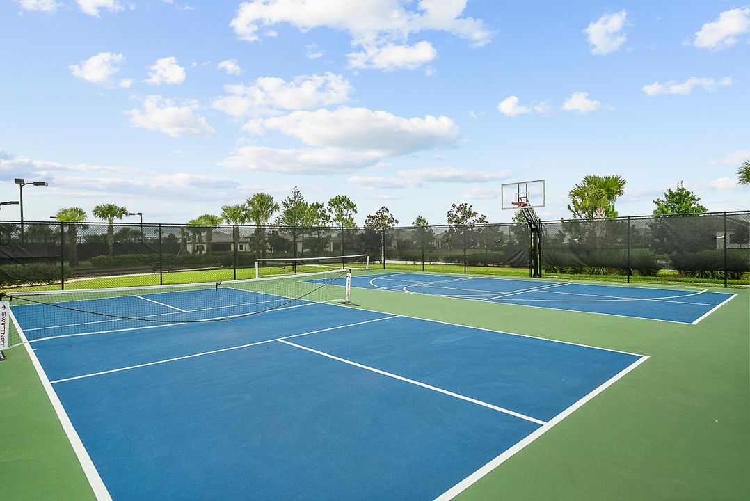 For Sale: $575,000 (3 beds, 2 baths, 2098 Square Feet)