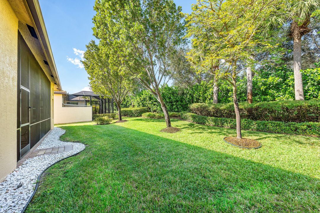 For Sale: $875,000 (3 beds, 3 baths, 2513 Square Feet)