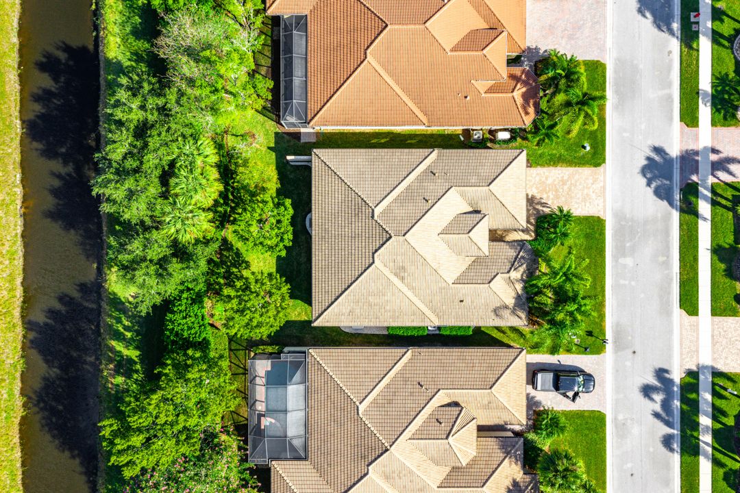 For Sale: $875,000 (3 beds, 3 baths, 2513 Square Feet)