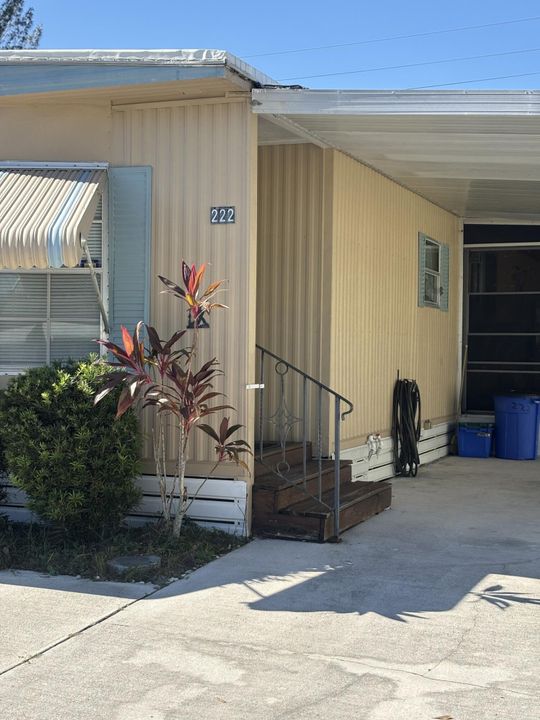 For Sale: $39,500 (2 beds, 2 baths, 1080 Square Feet)