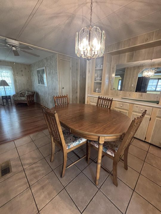 For Sale: $39,500 (2 beds, 2 baths, 1080 Square Feet)