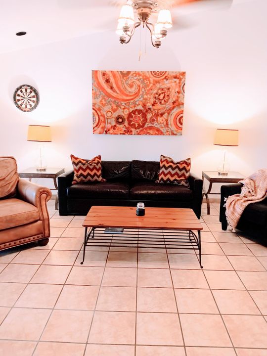 For Rent: $5,200 (3 beds, 2 baths, 1535 Square Feet)