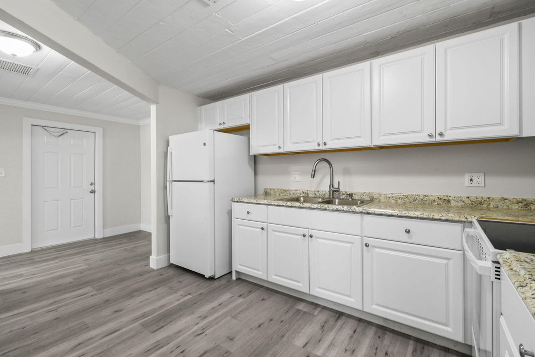 На продажу: $349,000 (3 спален, 2 ванн, 1270 Квадратных фут)