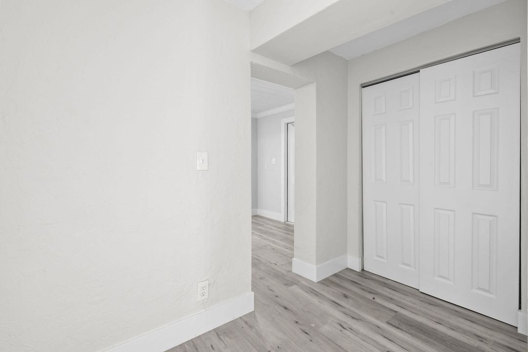 На продажу: $349,000 (3 спален, 2 ванн, 1270 Квадратных фут)