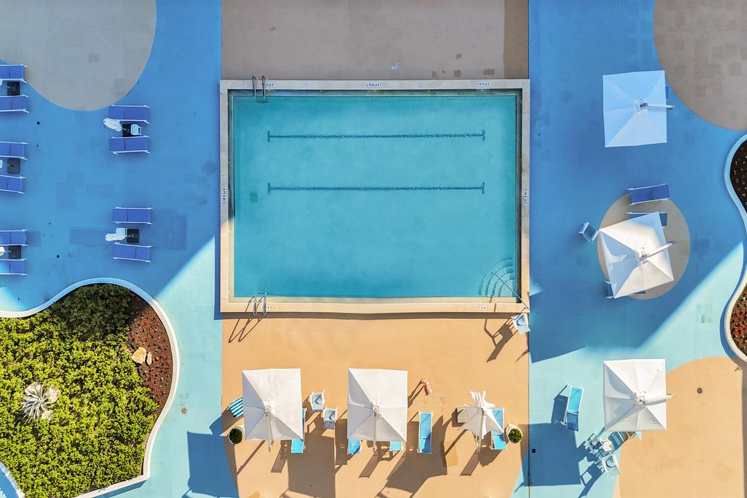 For Sale: $750,000 (2 beds, 2 baths, 1402 Square Feet)