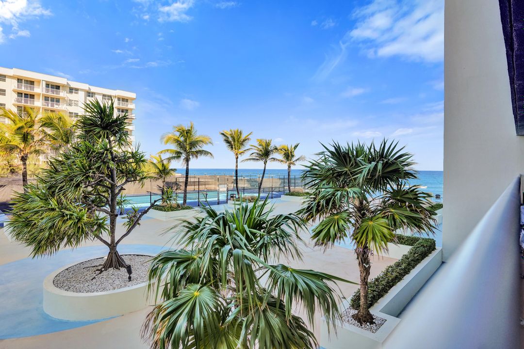 For Sale: $750,000 (2 beds, 2 baths, 1402 Square Feet)