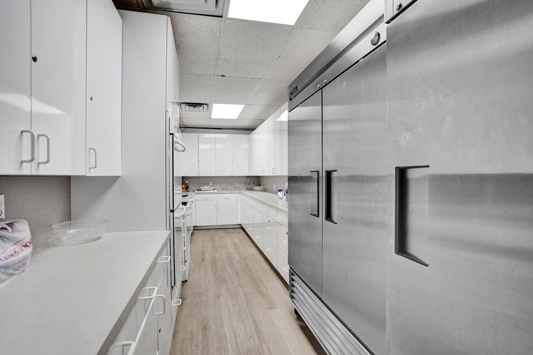 For Sale: $750,000 (2 beds, 2 baths, 1402 Square Feet)