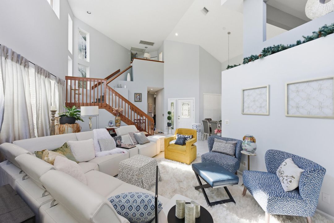 For Sale: $760,000 (4 beds, 3 baths, 2495 Square Feet)