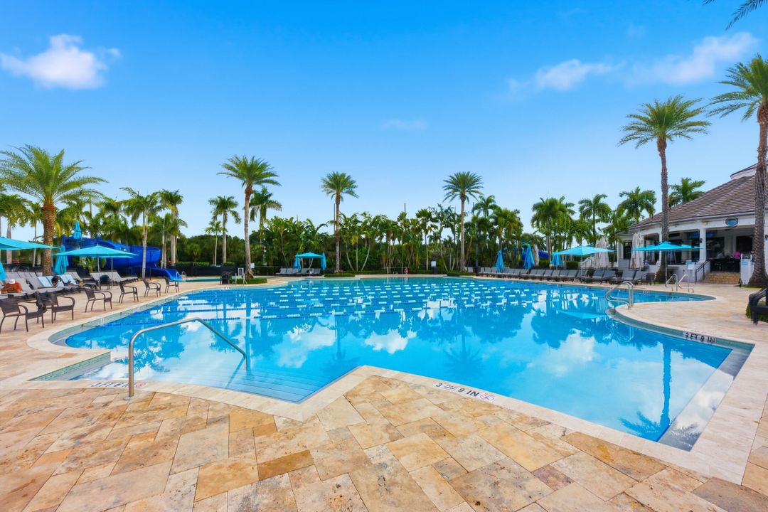 For Sale: $760,000 (4 beds, 3 baths, 2495 Square Feet)