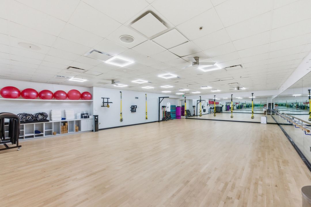 For Sale: $760,000 (4 beds, 3 baths, 2495 Square Feet)