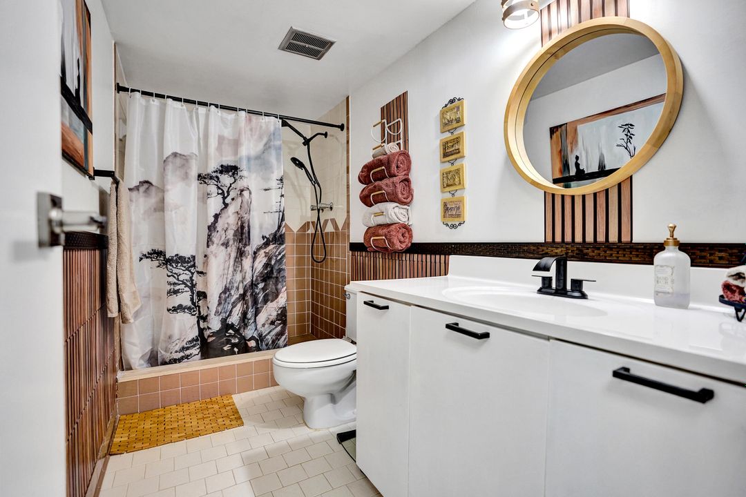 For Sale: $750,000 (2 beds, 2 baths, 1402 Square Feet)