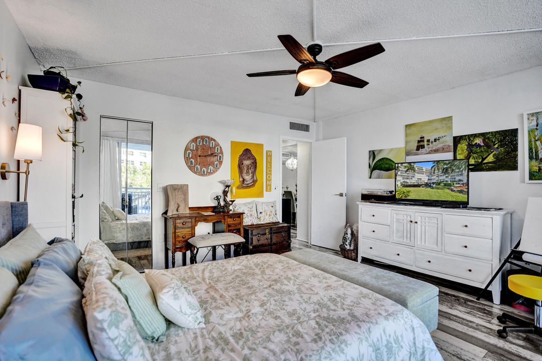 For Sale: $750,000 (2 beds, 2 baths, 1402 Square Feet)