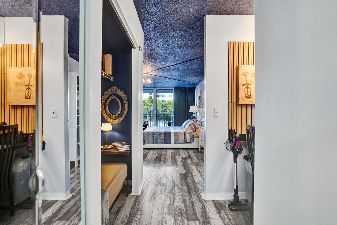 For Sale: $750,000 (2 beds, 2 baths, 1402 Square Feet)