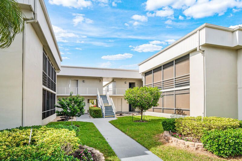 En Venta: $100,000 (2 camas, 2 baños, 910 Pies cuadrados)