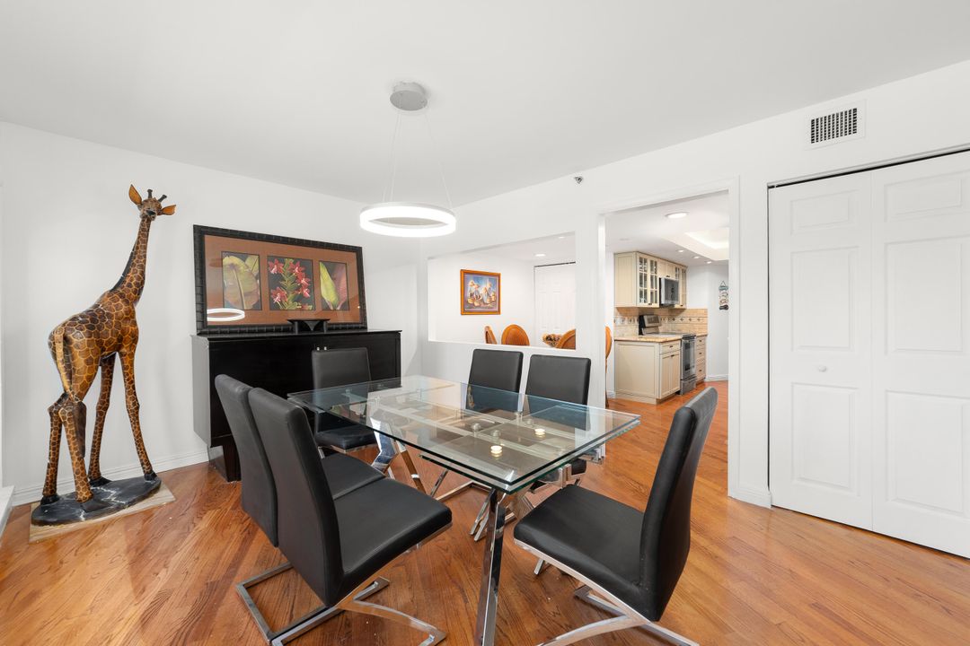 For Sale: $695,000 (2 beds, 2 baths, 1915 Square Feet)