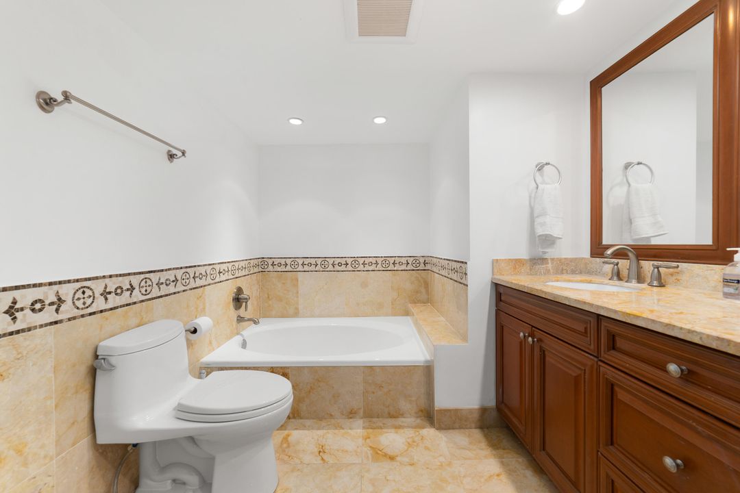 For Sale: $695,000 (2 beds, 2 baths, 1915 Square Feet)