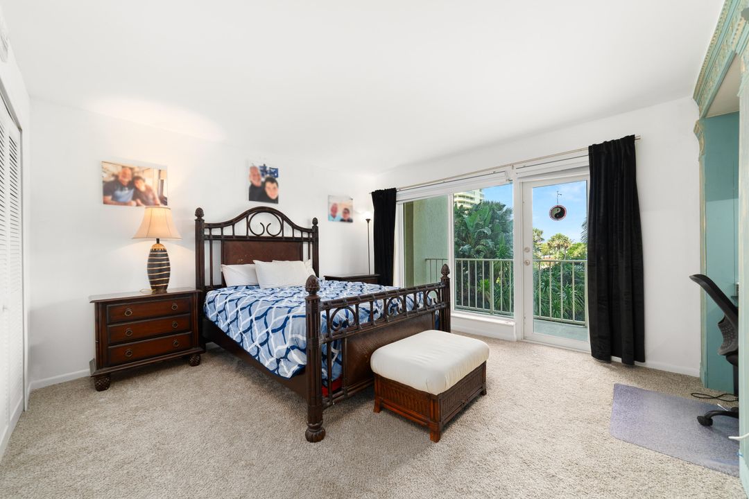 For Sale: $695,000 (2 beds, 2 baths, 1915 Square Feet)