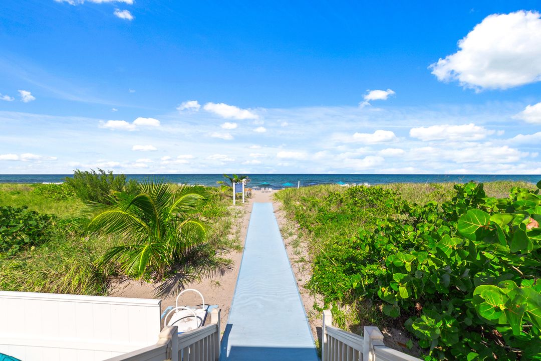 For Sale: $695,000 (2 beds, 2 baths, 1915 Square Feet)