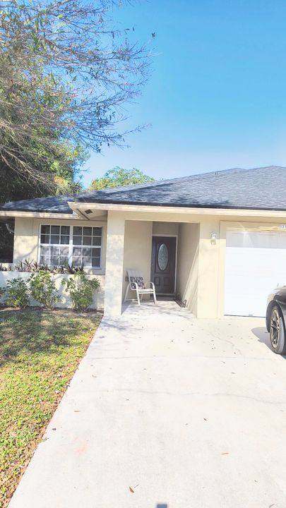 For Rent: $5,200 (3 beds, 2 baths, 1535 Square Feet)