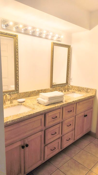 For Rent: $5,200 (3 beds, 2 baths, 1535 Square Feet)