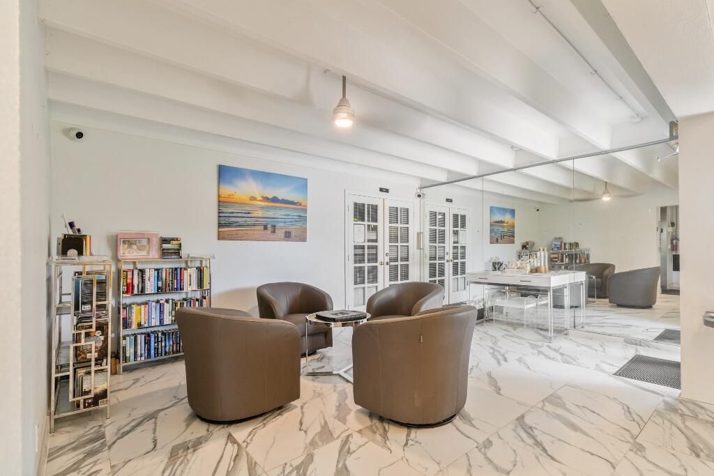 Activo con contrato: $199,000 (1 camas, 1 baños, 850 Pies cuadrados)