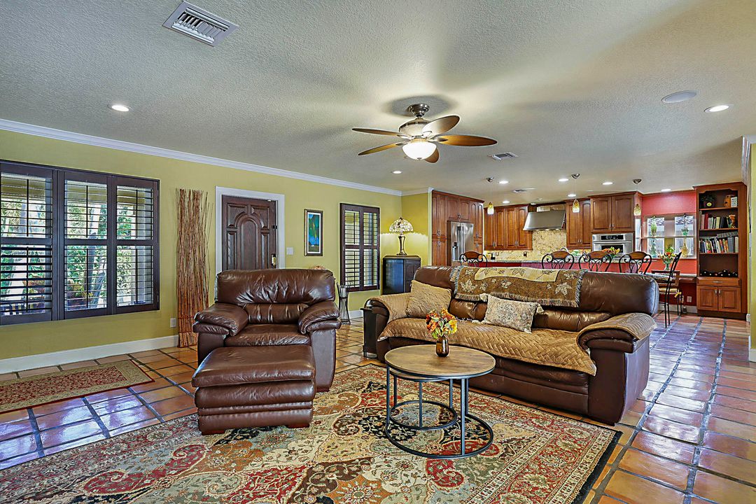 For Sale: $1,625,000 (4 beds, 4 baths, 2570 Square Feet)