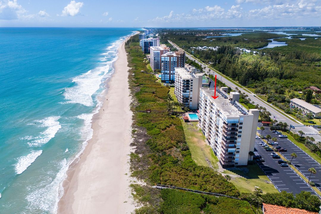 For Rent: $2,500 (2 beds, 2 baths, 1053 Square Feet)