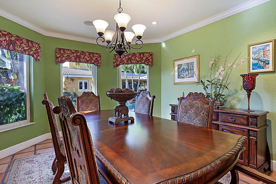 For Sale: $1,625,000 (4 beds, 4 baths, 2570 Square Feet)