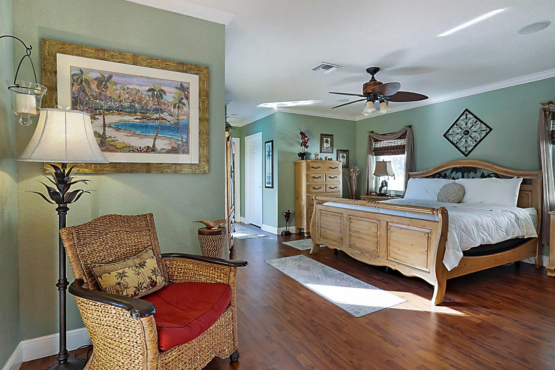 For Sale: $1,625,000 (4 beds, 4 baths, 2570 Square Feet)