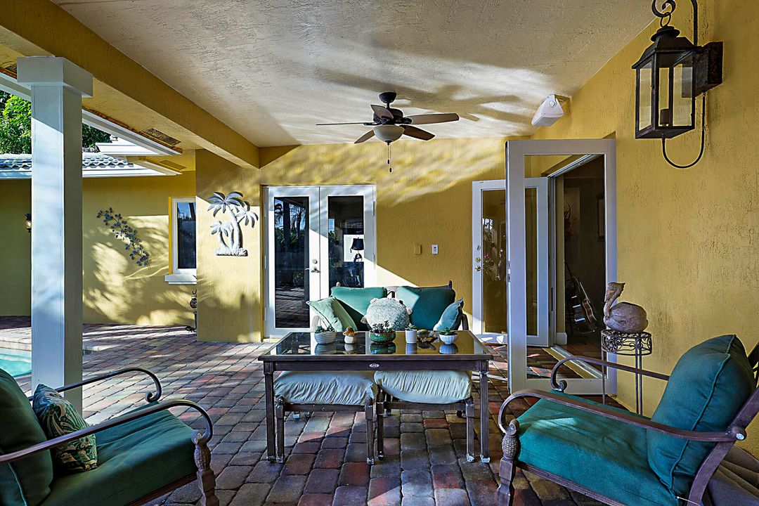 For Sale: $1,625,000 (4 beds, 4 baths, 2570 Square Feet)