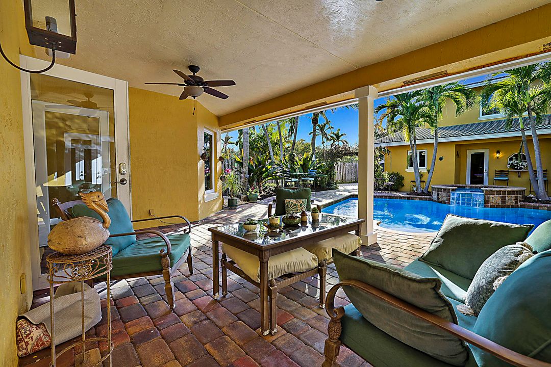 For Sale: $1,625,000 (4 beds, 4 baths, 2570 Square Feet)