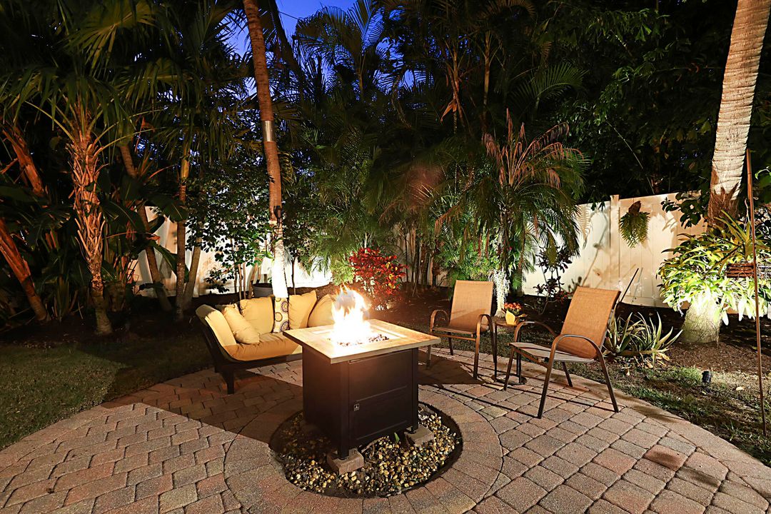 For Sale: $1,625,000 (4 beds, 4 baths, 2570 Square Feet)