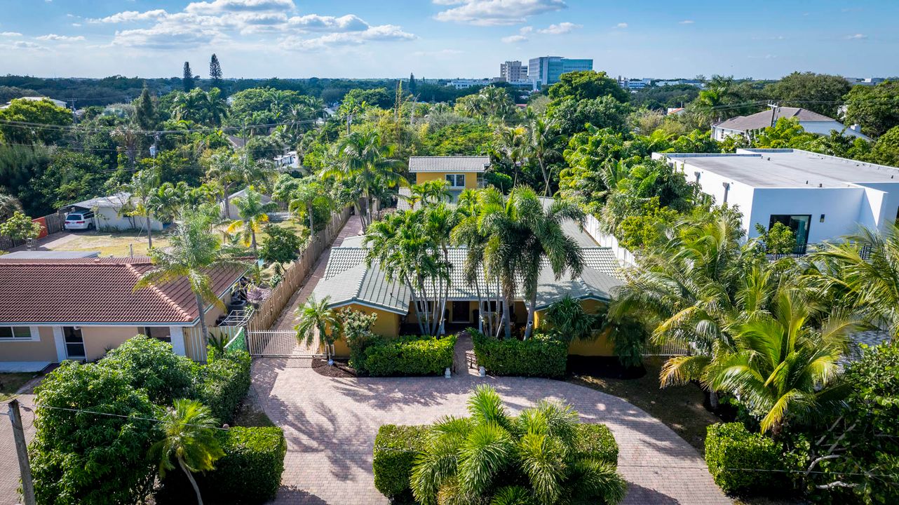 For Sale: $1,625,000 (4 beds, 4 baths, 2570 Square Feet)