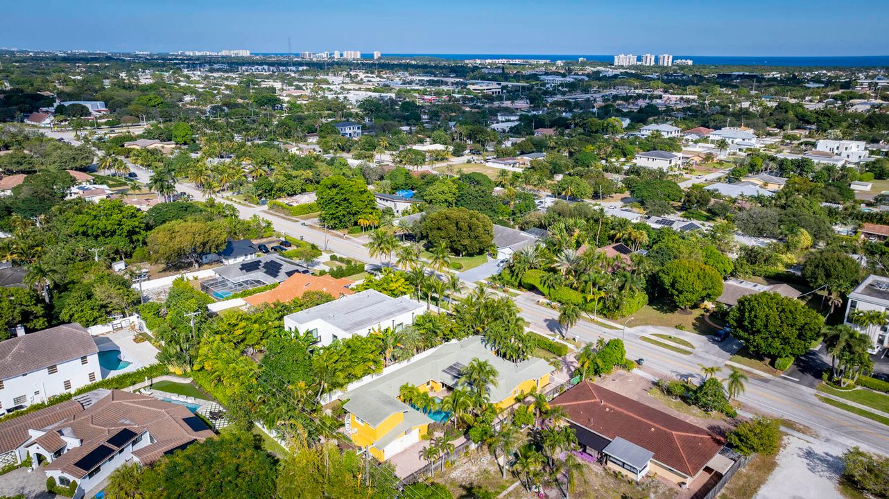 For Sale: $1,625,000 (4 beds, 4 baths, 2570 Square Feet)