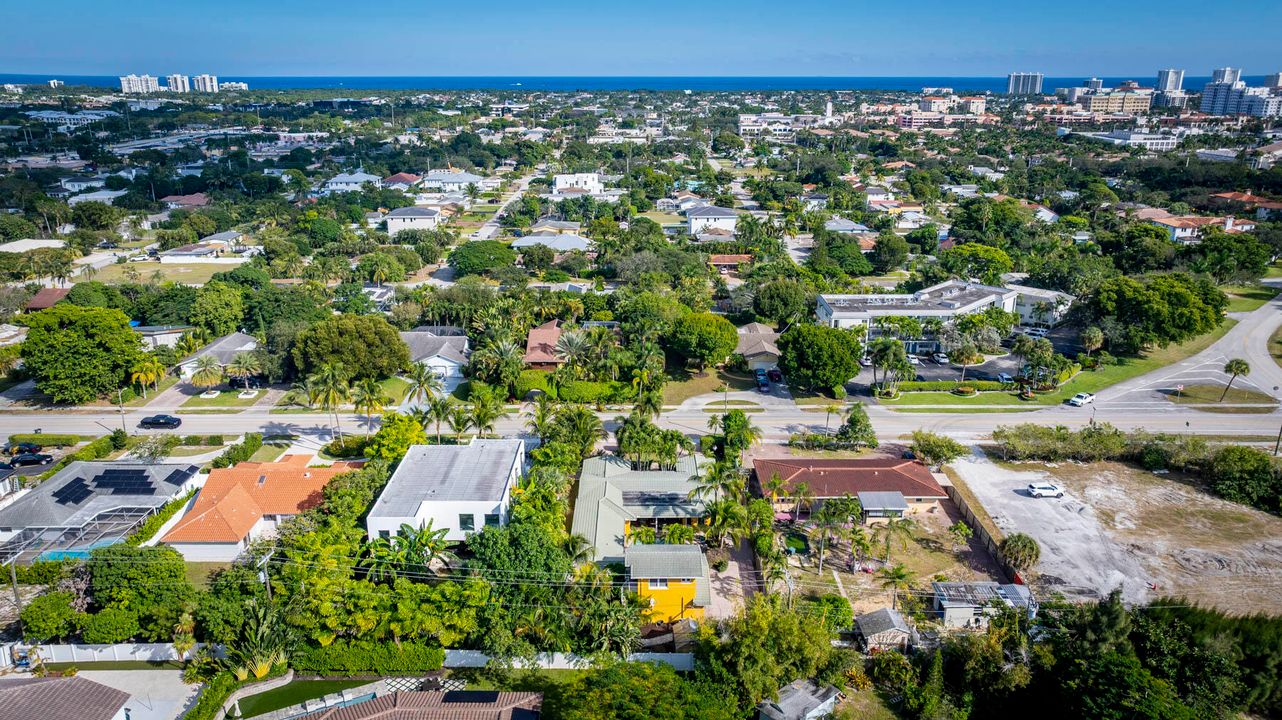 For Sale: $1,625,000 (4 beds, 4 baths, 2570 Square Feet)