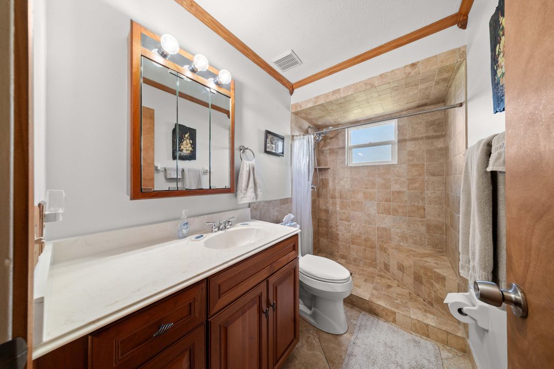 Active With Contract: $459,900 (3 beds, 2 baths, 1569 Square Feet)